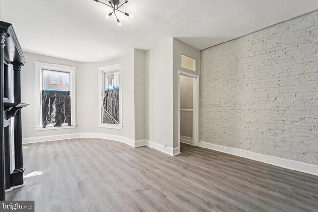 Building Photo - 2356 McCulloh St