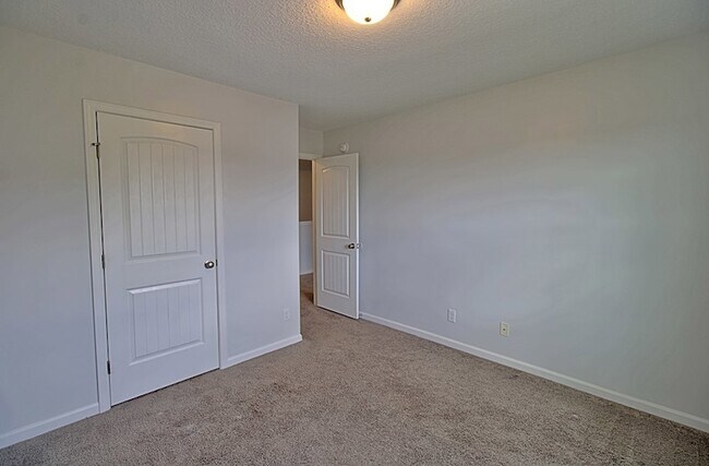 Building Photo - 29 Quarter Horse Run NE