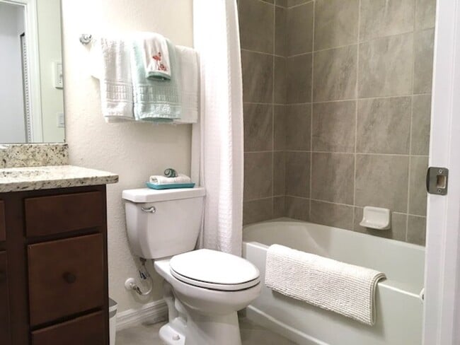 Building Photo - 2026/2027 WINTER  RENTAL -FURNISHED W/ DEN/GARAGE AT "THE NATIONAL" AT LAKEWOOD RANCH