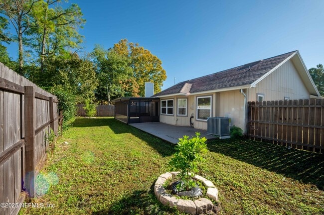 Building Photo - 2080 Tanager Dr