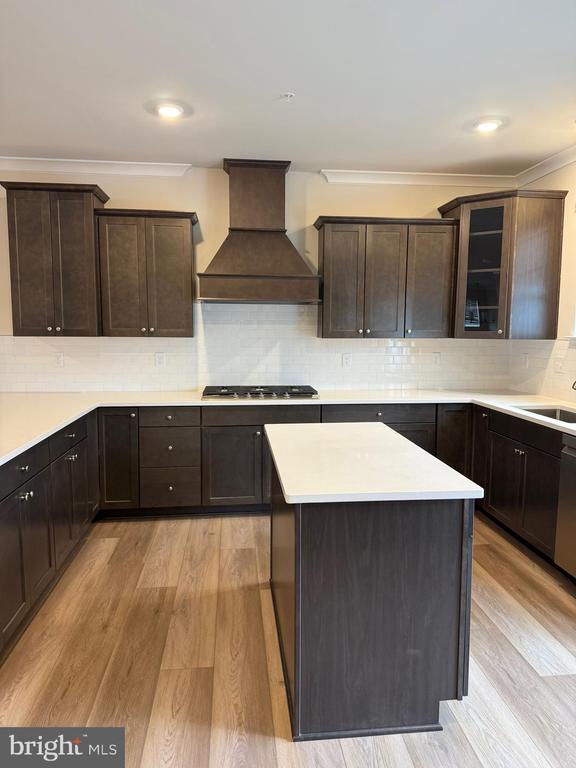 Building Photo - 1730 Water Xing Rd