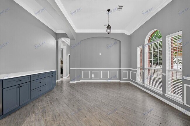 Building Photo - 608 Walnut Hollow Dr