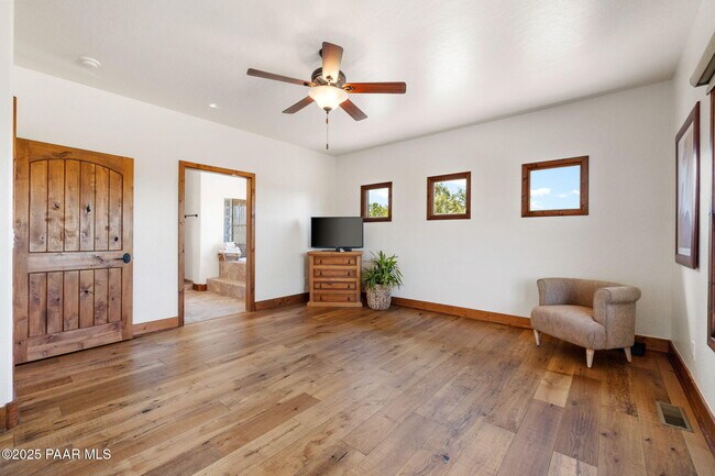 Building Photo - 14415 N Sandia Ln