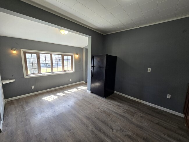 Building Photo - 1148 Columbia St