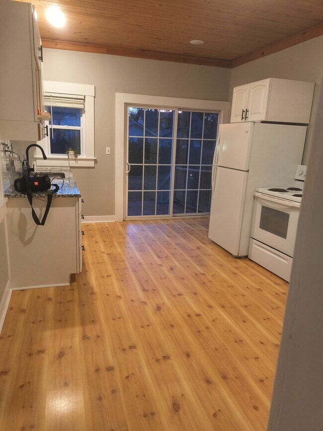 Building Photo - Welcome to Your Next Home with Harvest Investments!