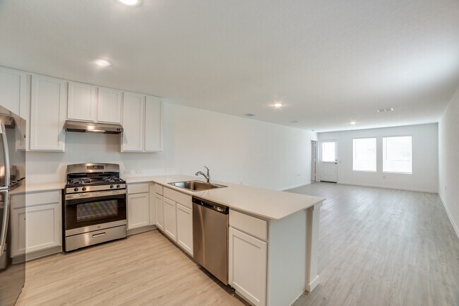 Building Photo - 10650 Vesta Curv