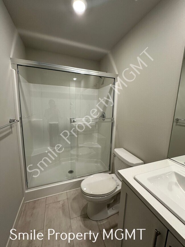 Building Photo - Brand New House for Rent