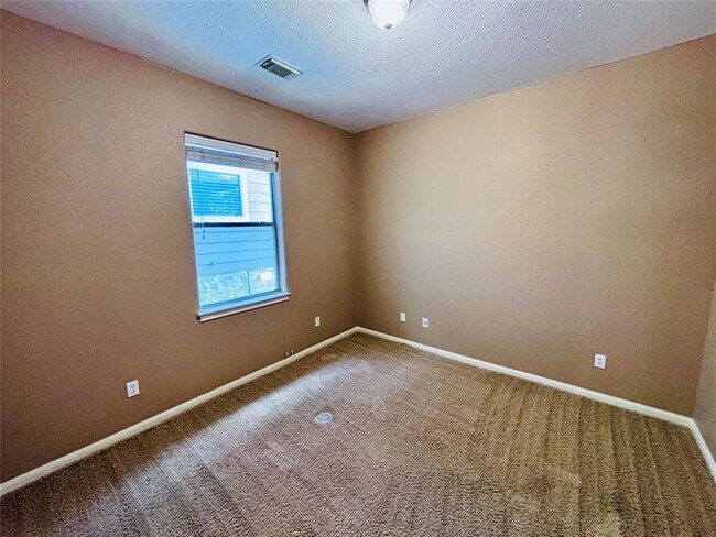 Building Photo - 11400 W Parmer Ln