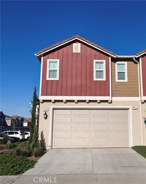 Building Photo - 4205 E Carmel Privado