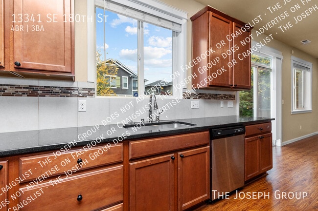 Building Photo - 13341 SE 180th St