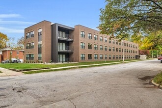 Building Photo - 507 W Springfield Ave