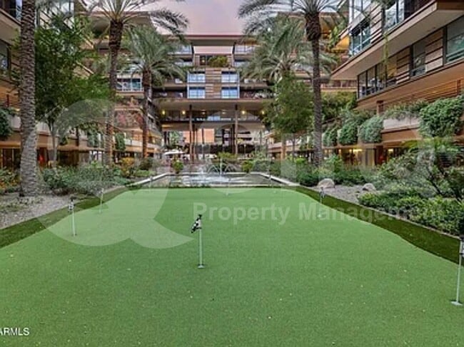 Building Photo - 7157 E Rancho Vista Dr