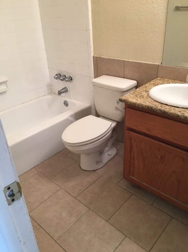 Building Photo - Vivien at Mueller