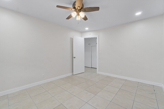 Building Photo - 1790 Redbank Rd