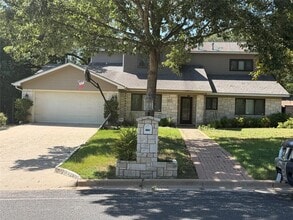 Building Photo - 12011 Dove Haven Dr