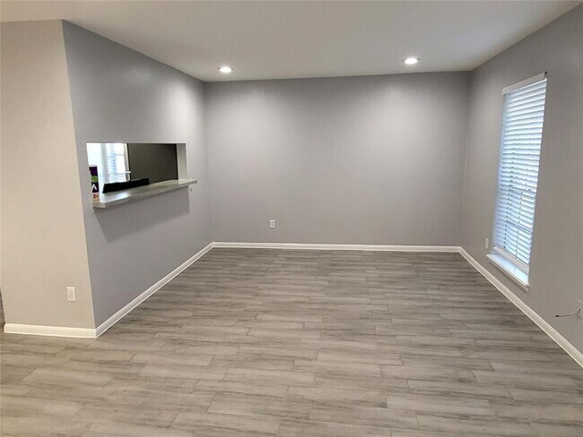 Building Photo - 14333 Memorial Dr