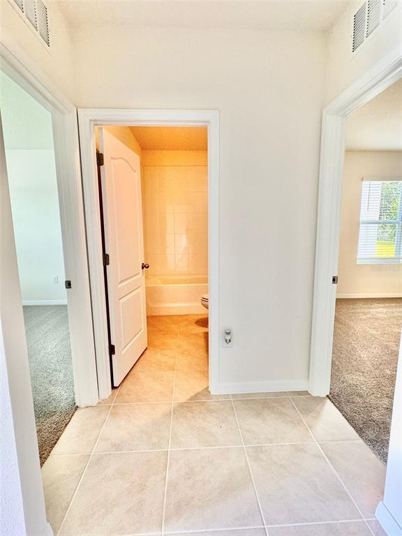 Building Photo - 368 Conway Ave