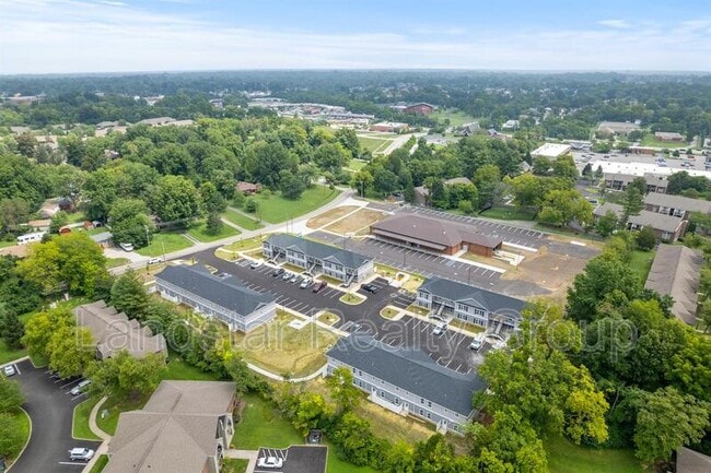 Building Photo - 9115 Fern Creek Rd