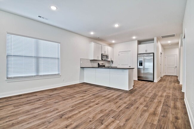 Building Photo - 336 Turnberry Ct
