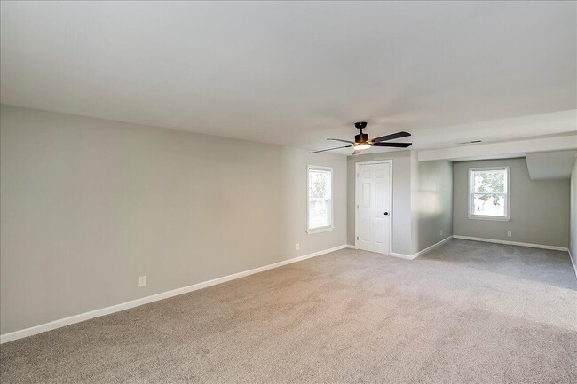 Building Photo - 1120 Liberty Rd