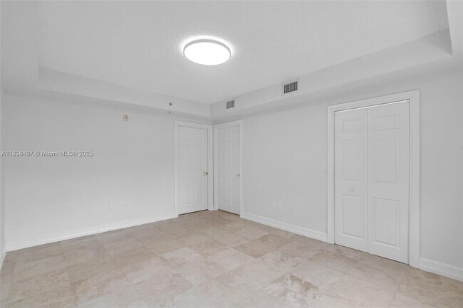 Building Photo - 101 Sidonia Ave