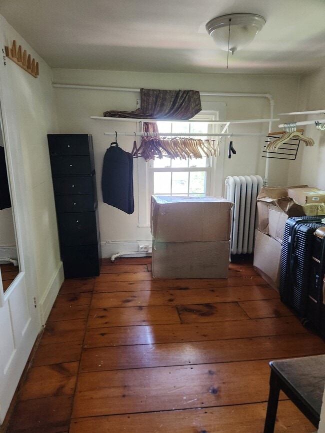 Building Photo - 25 Rombout Ave