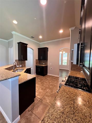 Building Photo - 3525 Twin Pines Dr