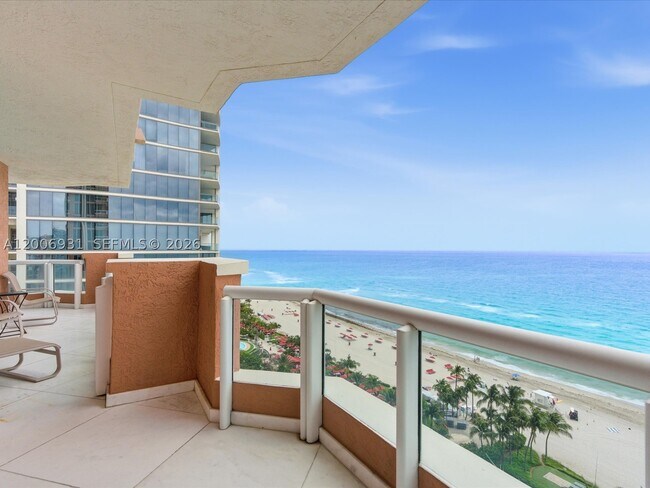 Building Photo - 17875 Collins Ave