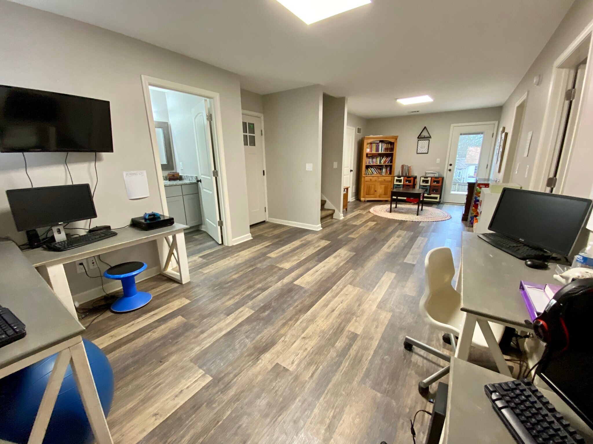 Building Photo - 1095 Mountain Springs Dr NW