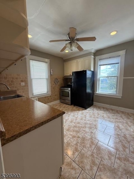 Building Photo - 312 E Elm St