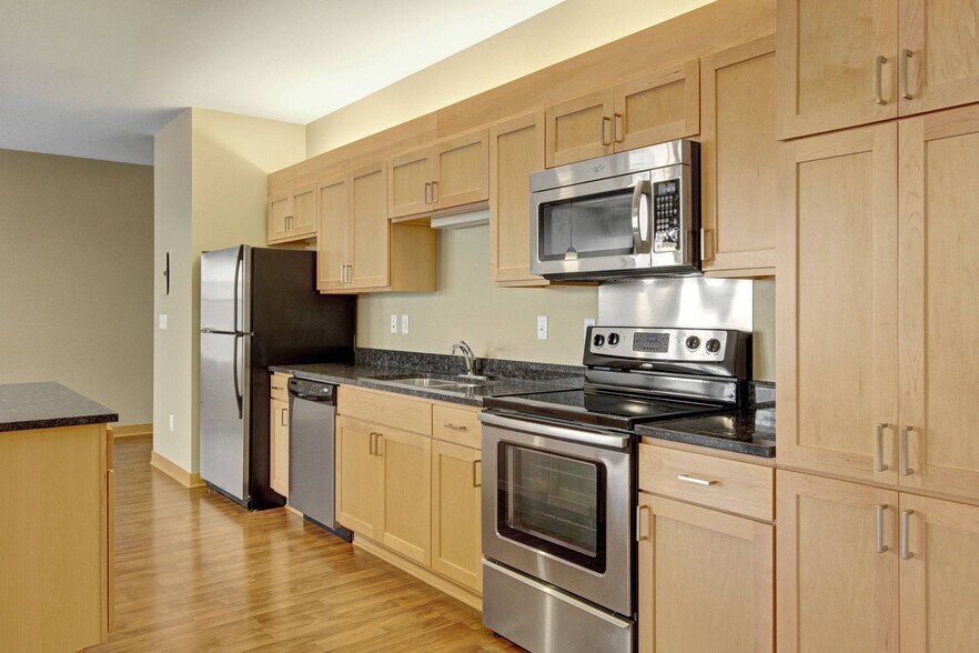 Lofts at Farmers Market Kitchen - Lofts at Farmers Market
