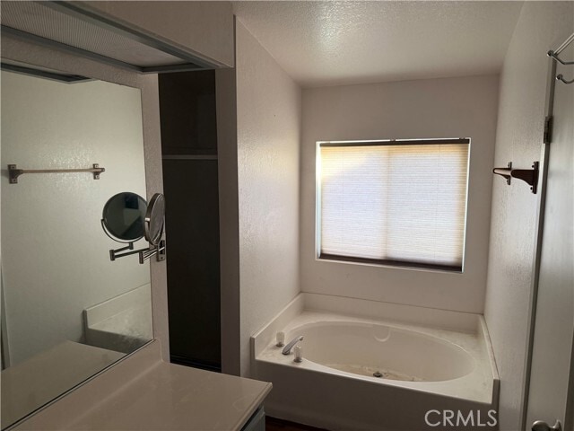 Building Photo - 381 Amador Rd