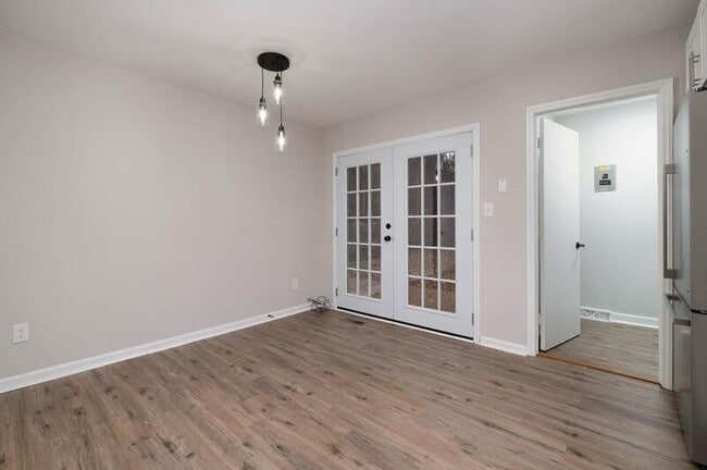 Building Photo - 6026 Olinda St