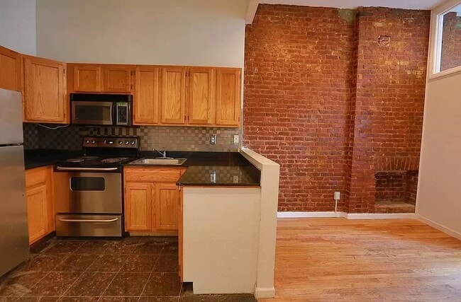 Building Photo - 2117 Third Avenue