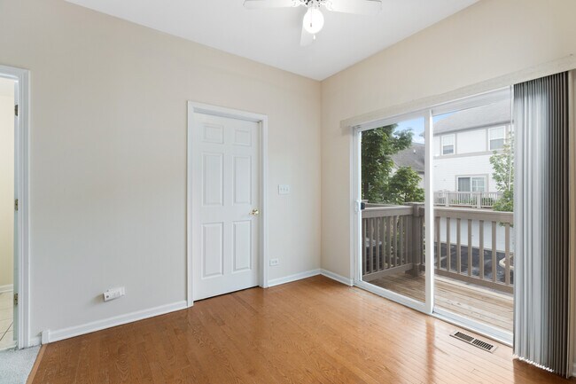 Building Photo - 106 Rosehall Dr