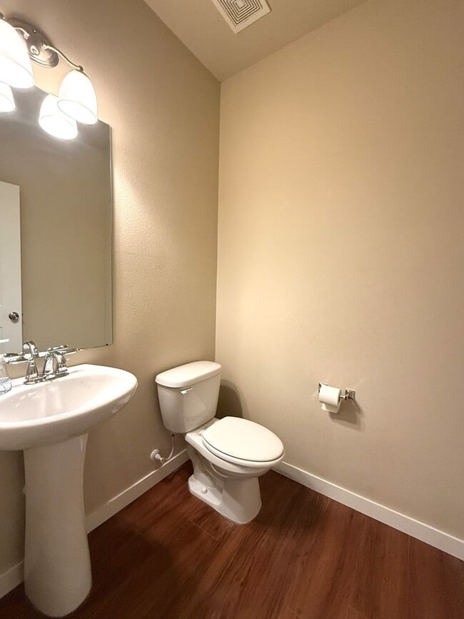 Building Photo - Beautiful 2-Story Monroe Home - Avail 8/20!