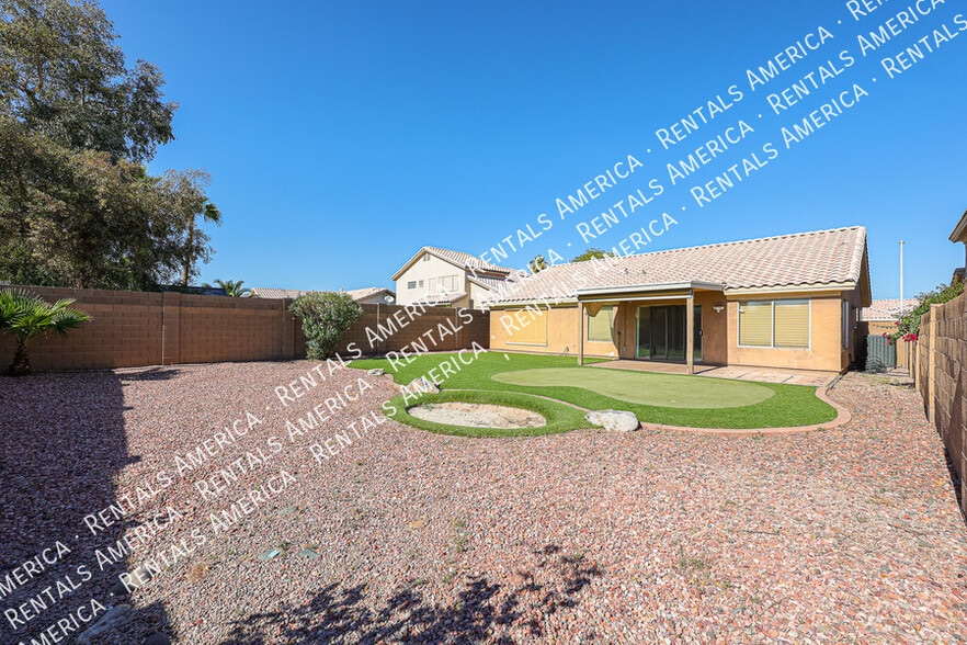 Building Photo - 4647 E Lavender Ln