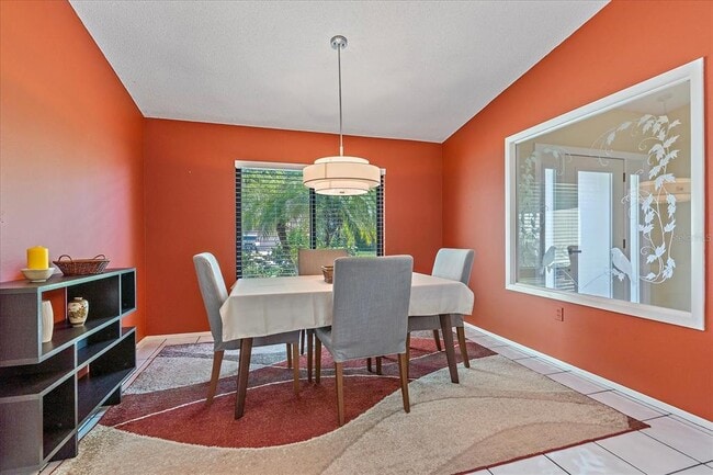 Building Photo - 4814 Country Oaks Blvd