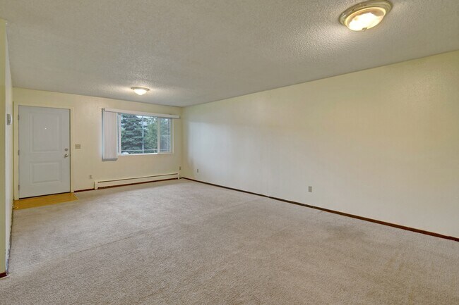 Building Photo - Brighton Woods