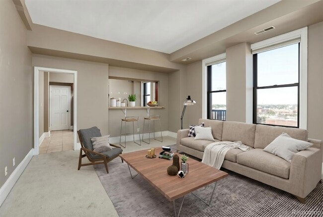 Building Photo - 2900 E Jefferson Ave