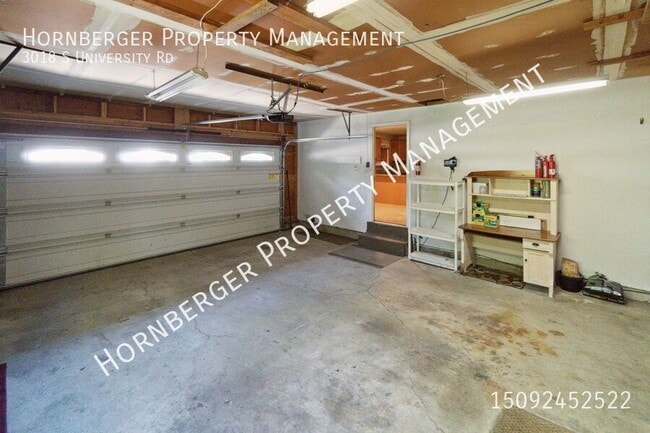 Building Photo - 3018 S University Rd