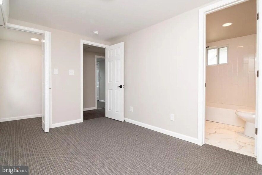 Building Photo - 107 West St