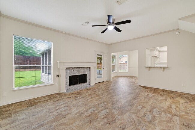 Building Photo - 11818 Snowberry Dr