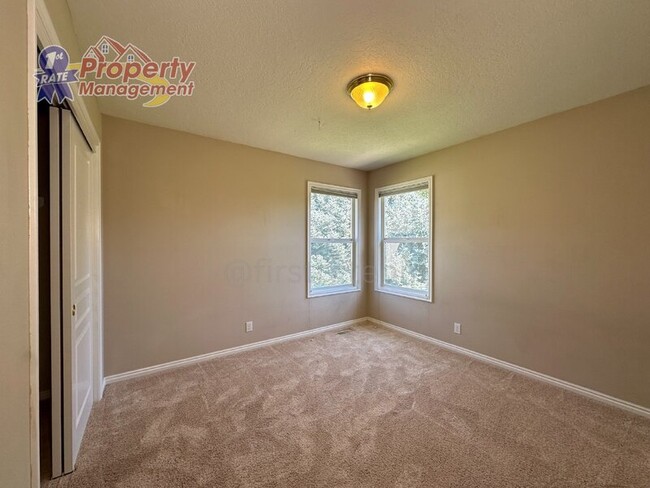 Building Photo - 13232 W Annabrook Dr