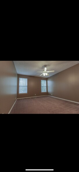 Building Photo - 5523 Sandhutton Ct