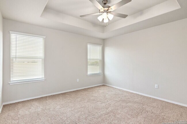 Building Photo - 644 Heathers Wy