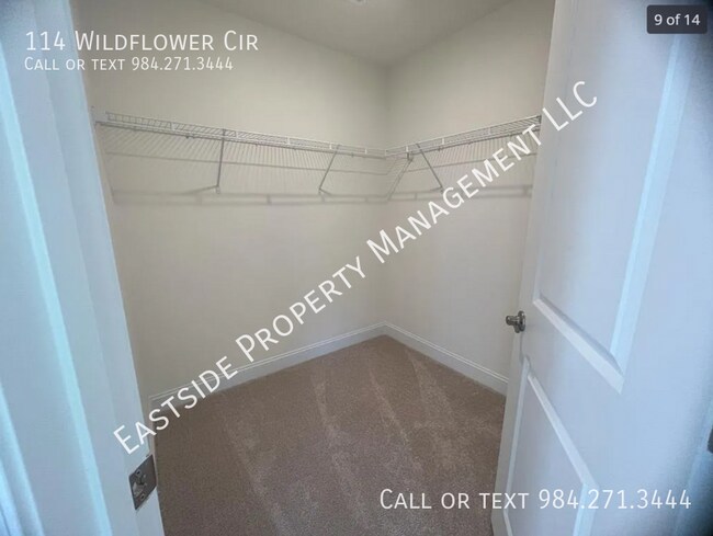 Building Photo - 114 Wildflower Cir