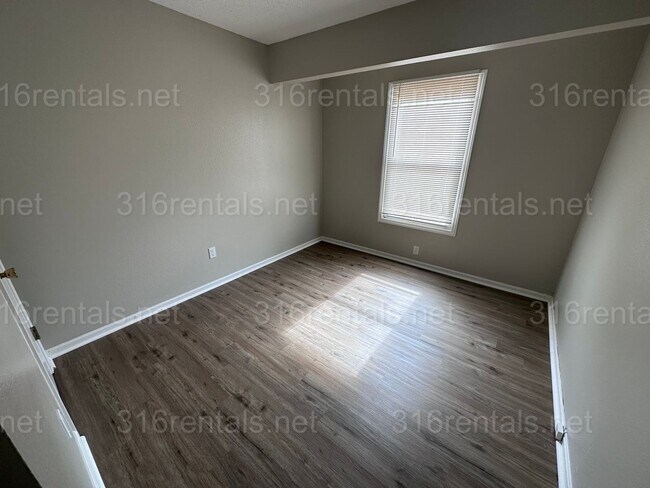 Building Photo - ** COMING SOON PLEASE CHECK BACK AT A LATE...