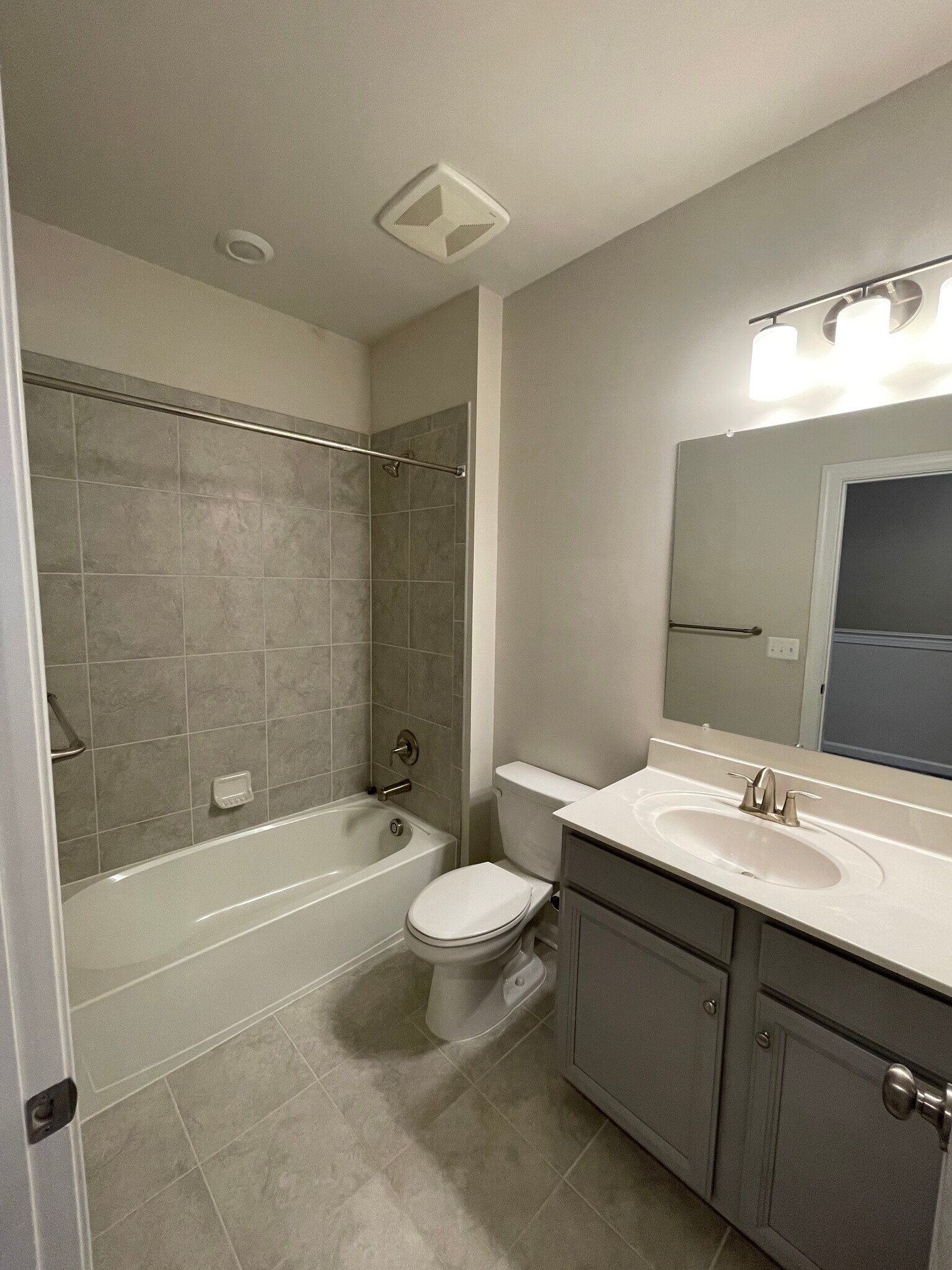 Building Photo - 4914 Macdonough Pl