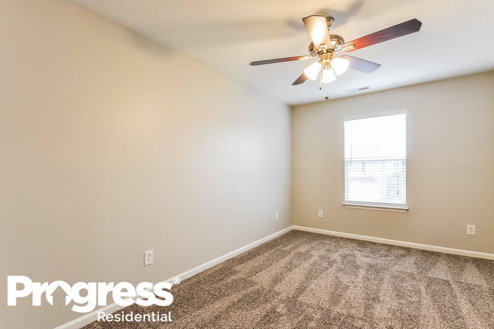 Building Photo - 4027 Taylor Oaks Dr